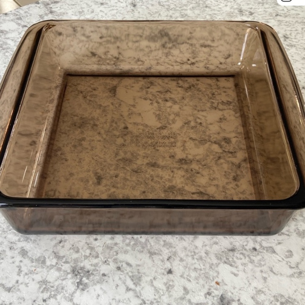 Pyrex baking dish